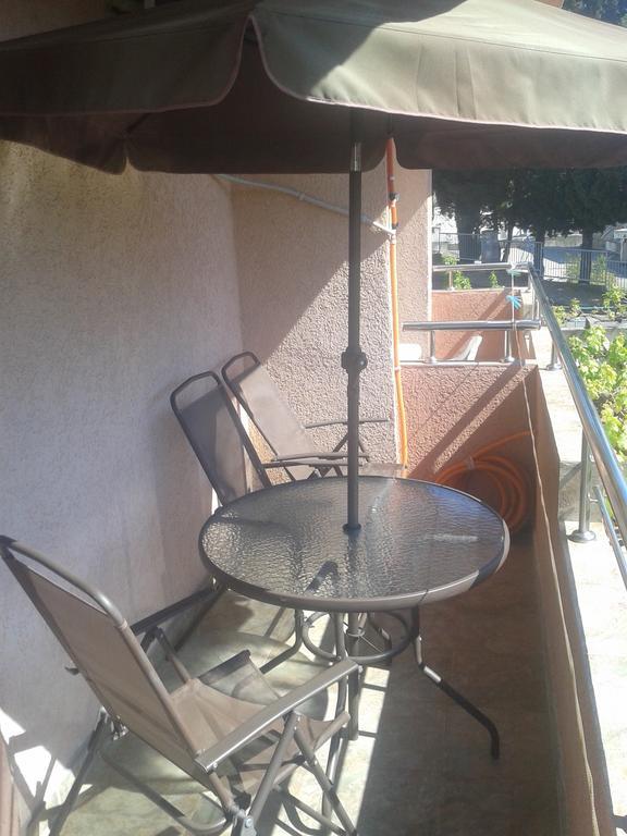 Guesthouse Lautasevic Petrovac Buitenkant foto